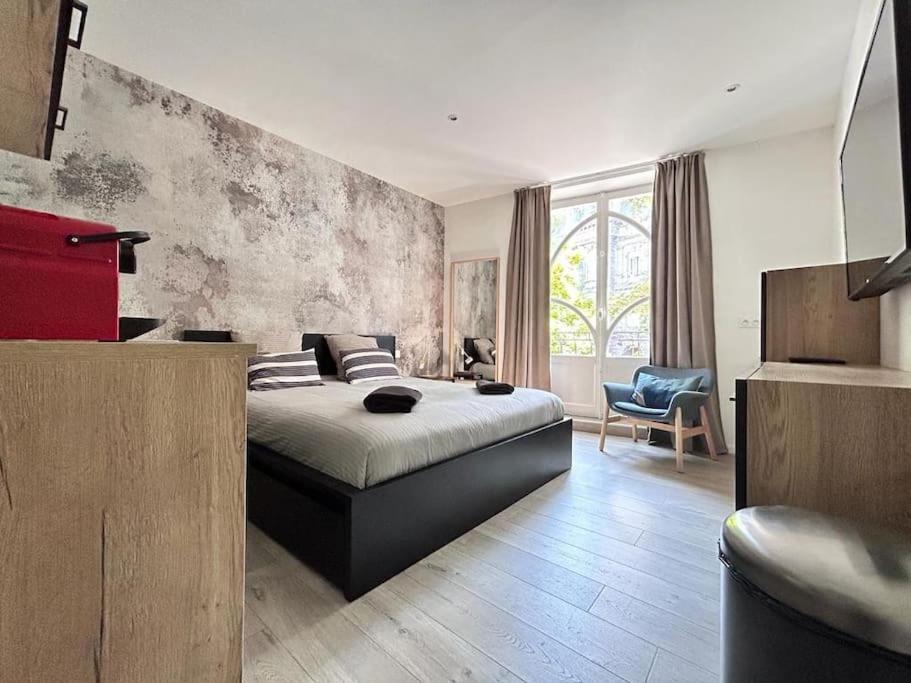 Maison Hyper Centre Maxi 24pers Tour D'auvergne *